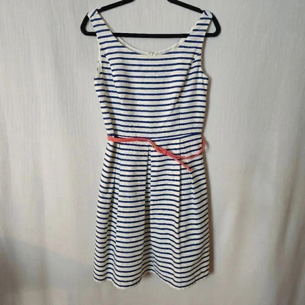 Eliza J dress with‎ belt